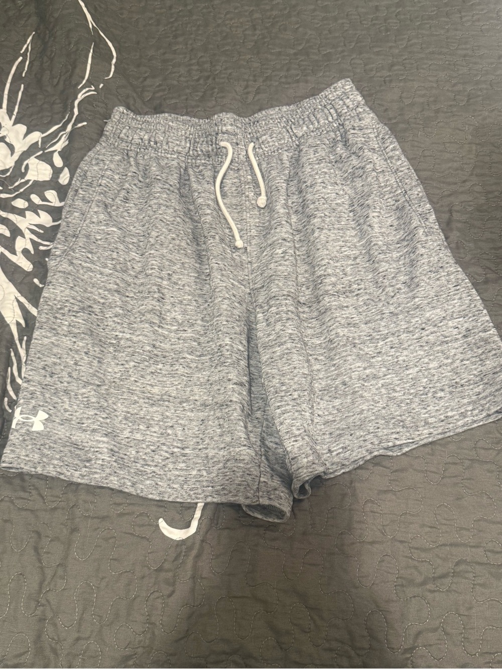 Under Armour Men's Heather Gray Athletic Knit Shorts